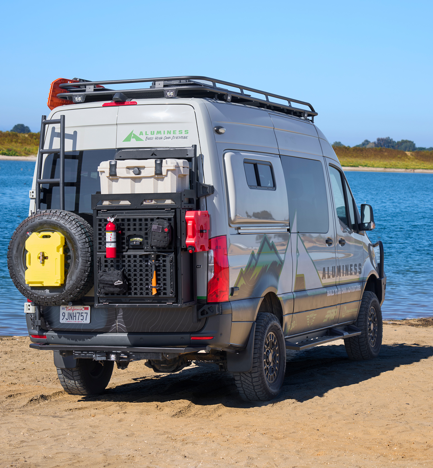 ALB 227 Storage Box at Fiesta Island