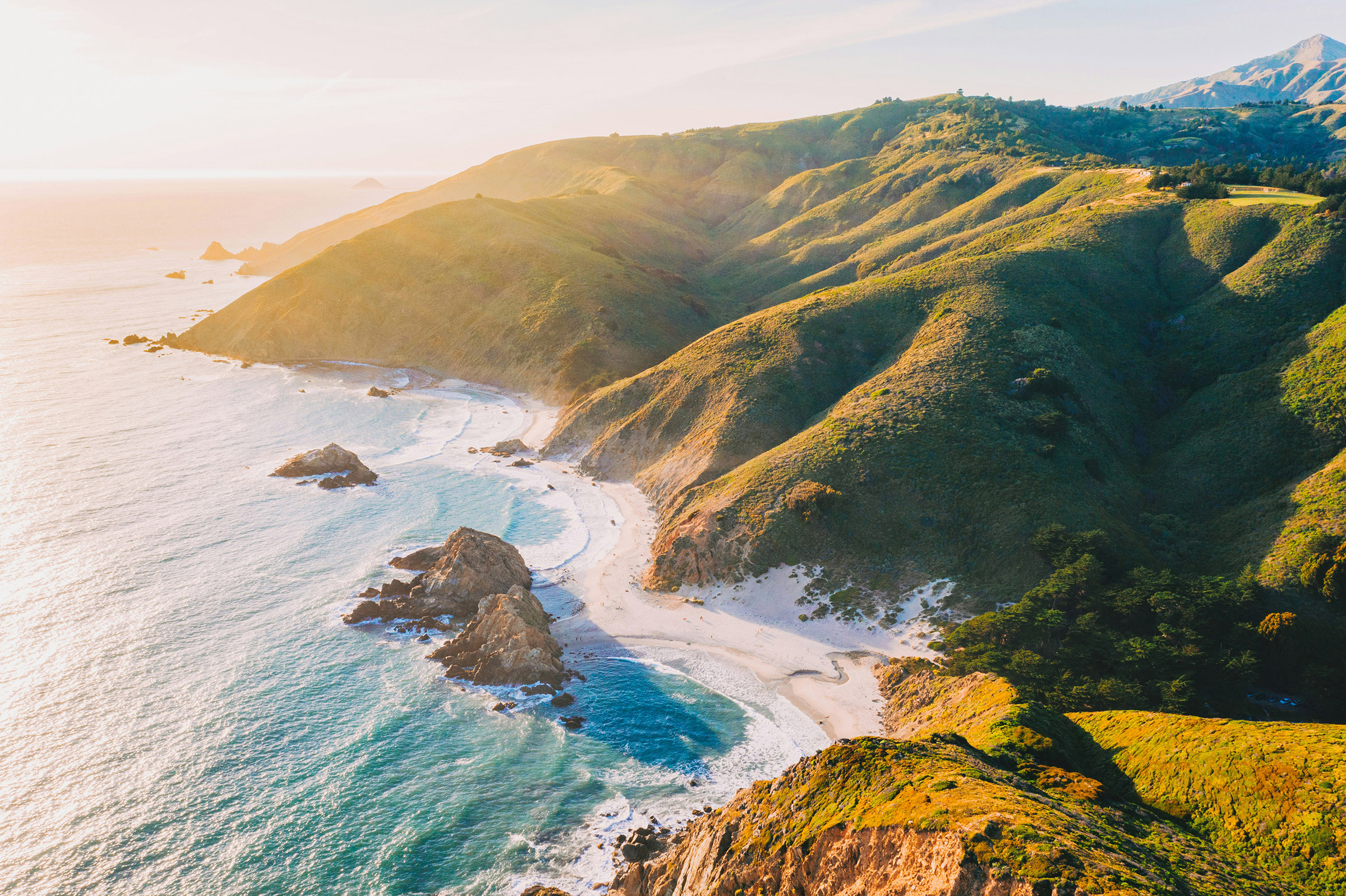 10 Beautiful Van Life Destinations Across America - Big Sur, California